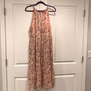 NWOT pink floral LULUS dress, lined